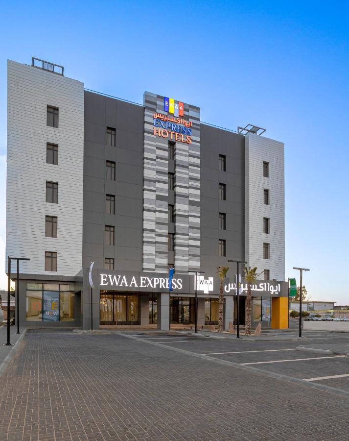 Ewaa Express Hotel - Al Jouf Sakakah Luaran gambar