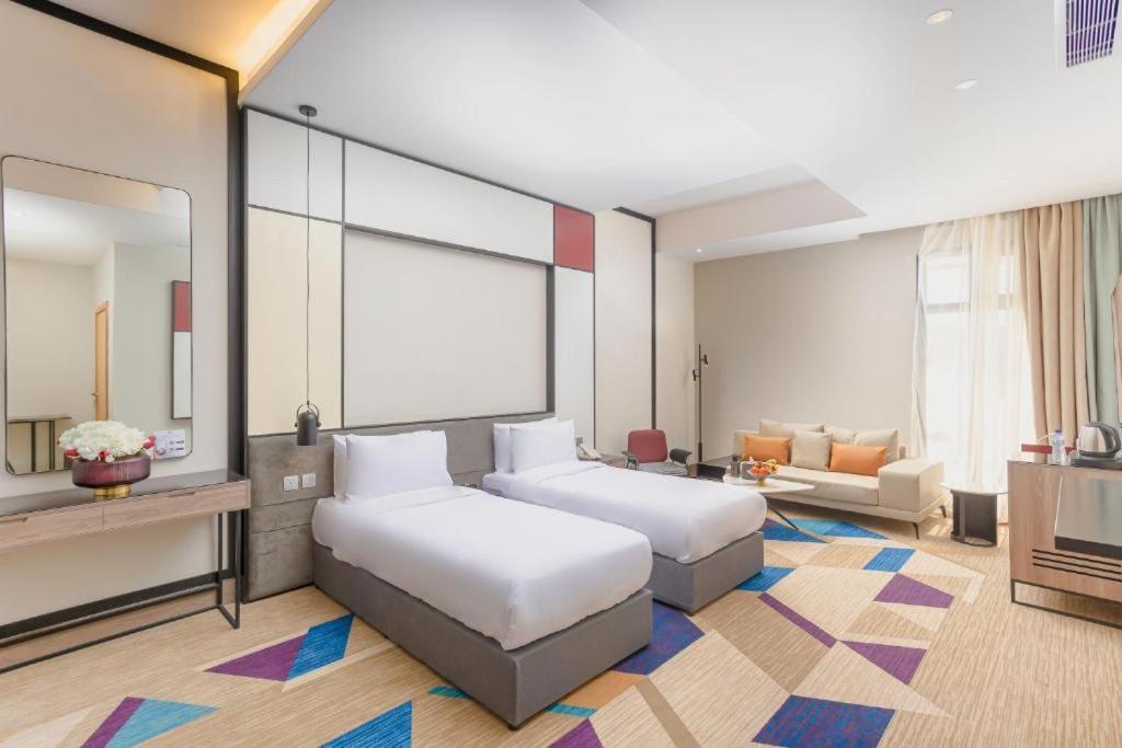 Ewaa Express Hotel - Al Jouf Sakakah Luaran gambar